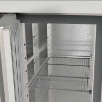 TOPLINE Kühltisch 700 / 4-fach GN1/1 mit 4 Türen & Aufkantung