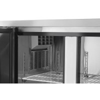 Tiefkühltisch, dreitürig Kitchen Line 390 L